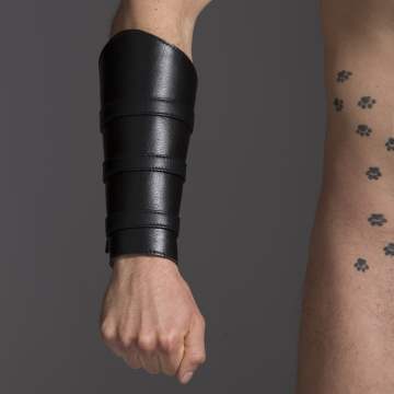 Leather Gauntlets Pair