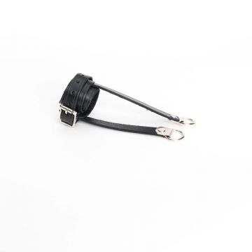 Latigo Buck Pull Ball Stretcher